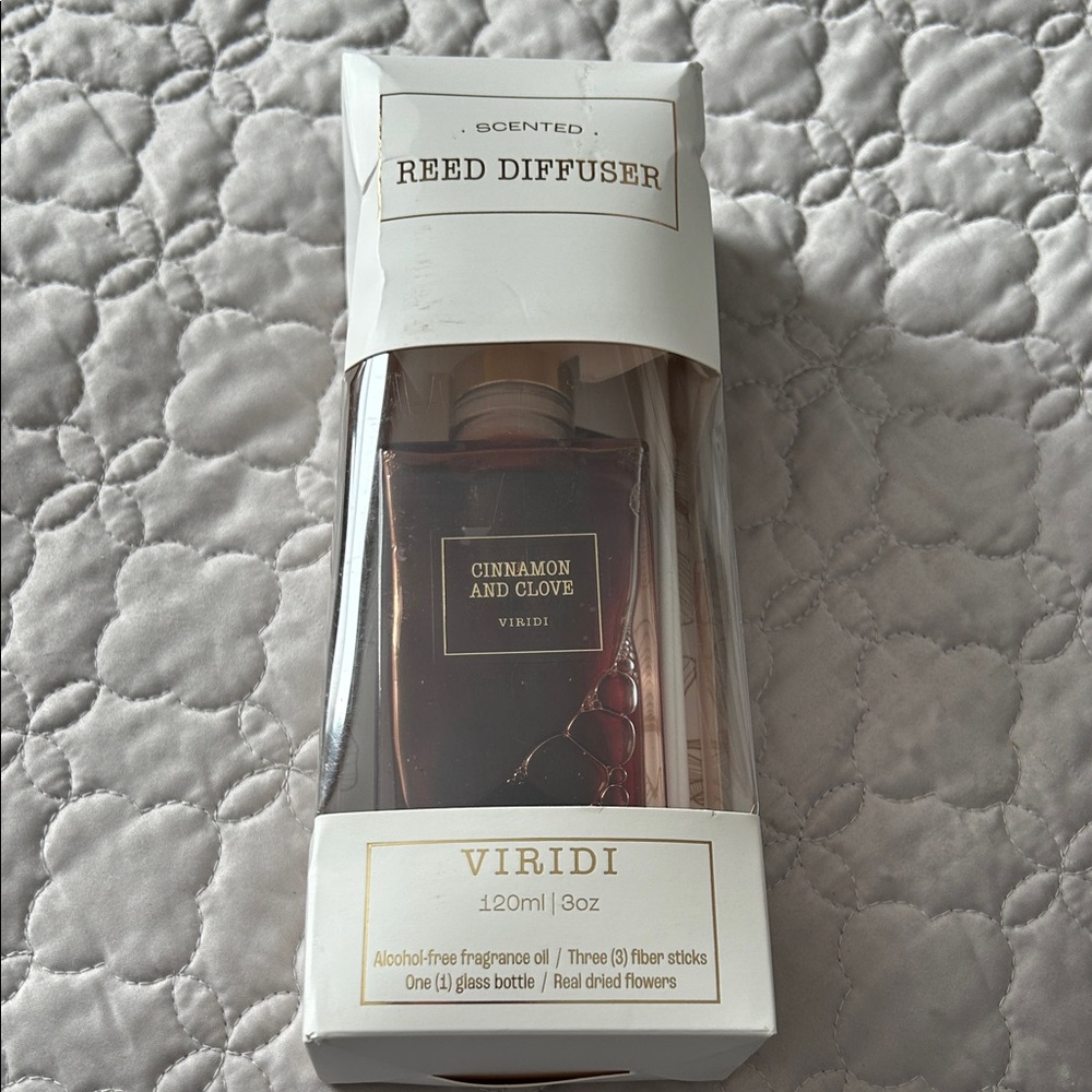 Cinnamon and Clove Reed Diffuser